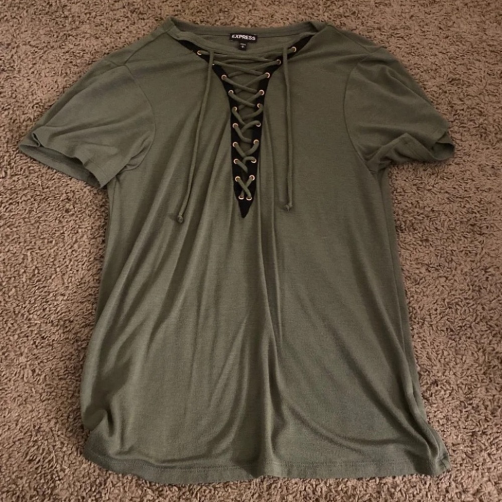 EXPRESS Top